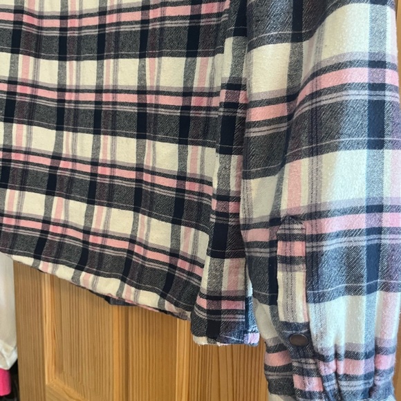 Roper Women’s Thermal Lined Flannel Hooded Pink and Blue Plaid Jacket Size Med - Picture 7 of 9